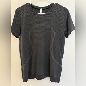 Lululemon swiftly shirt hip length